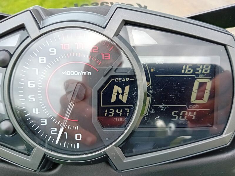 KAWASAKI Ninja 650