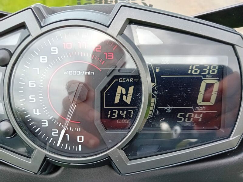 KAWASAKI Ninja 650